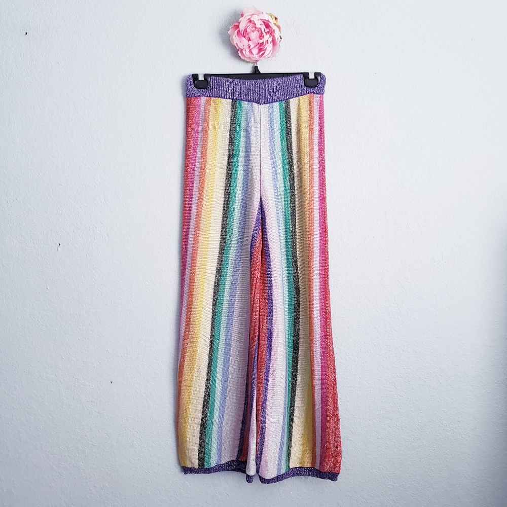 Lovers‎ + Friends - Picture 2 of 10